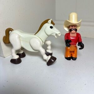 VINTAGE 1979 FISHER PRICE HUSKY HELPER HORSE & RODEO RIG COWBOY-Poseable